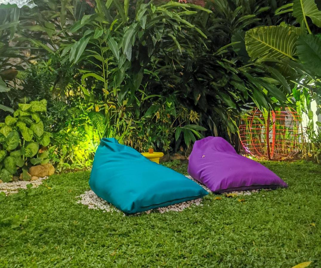 Snooze Ijen Pansiyon Banyuwangi  Dış mekan fotoğraf